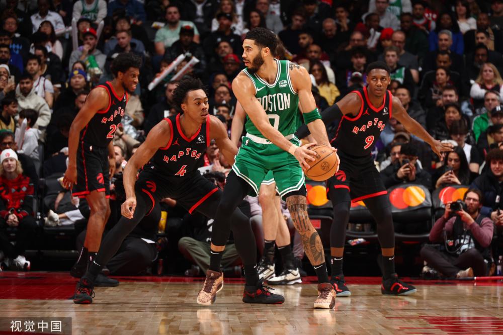 球迷们不妨 球迷们不妨