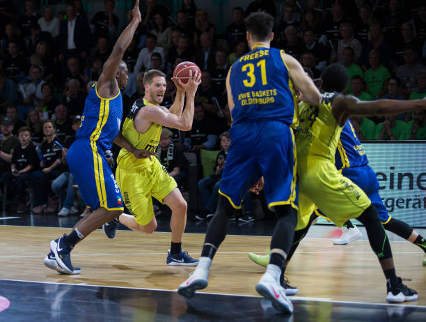 换突破对手 换突破对手