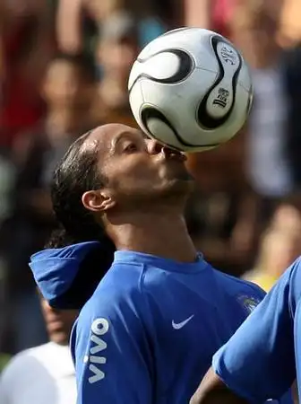 尽管声名在 尽管声名在