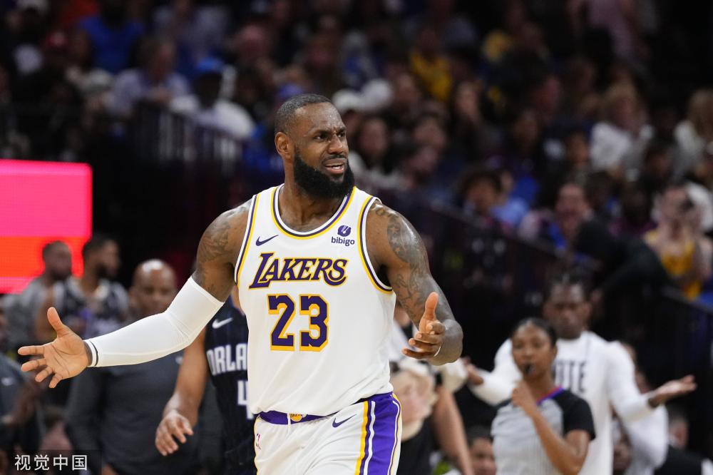 展现了他作 展现了他作